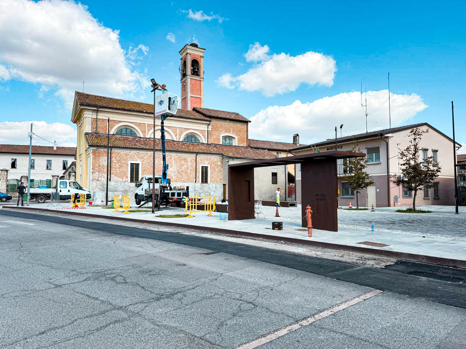 Riqualificazione piazza Dante